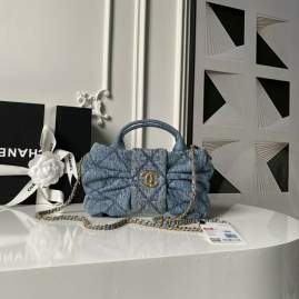 Picture of Chanel Handbags _SKUfw239863743fw